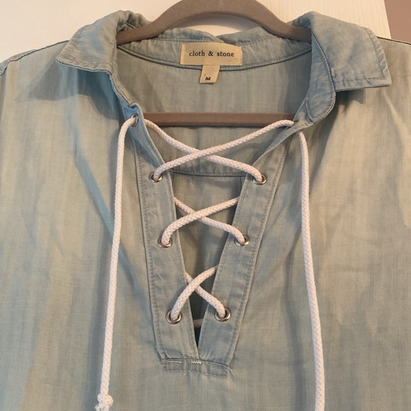 Chambray short sleeve top - Picture 3 of 3